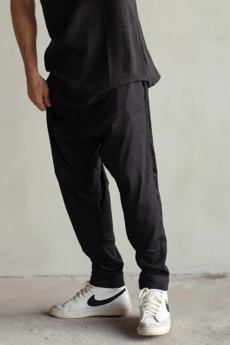 BLACK COTTON DROP CROTCH PANTS