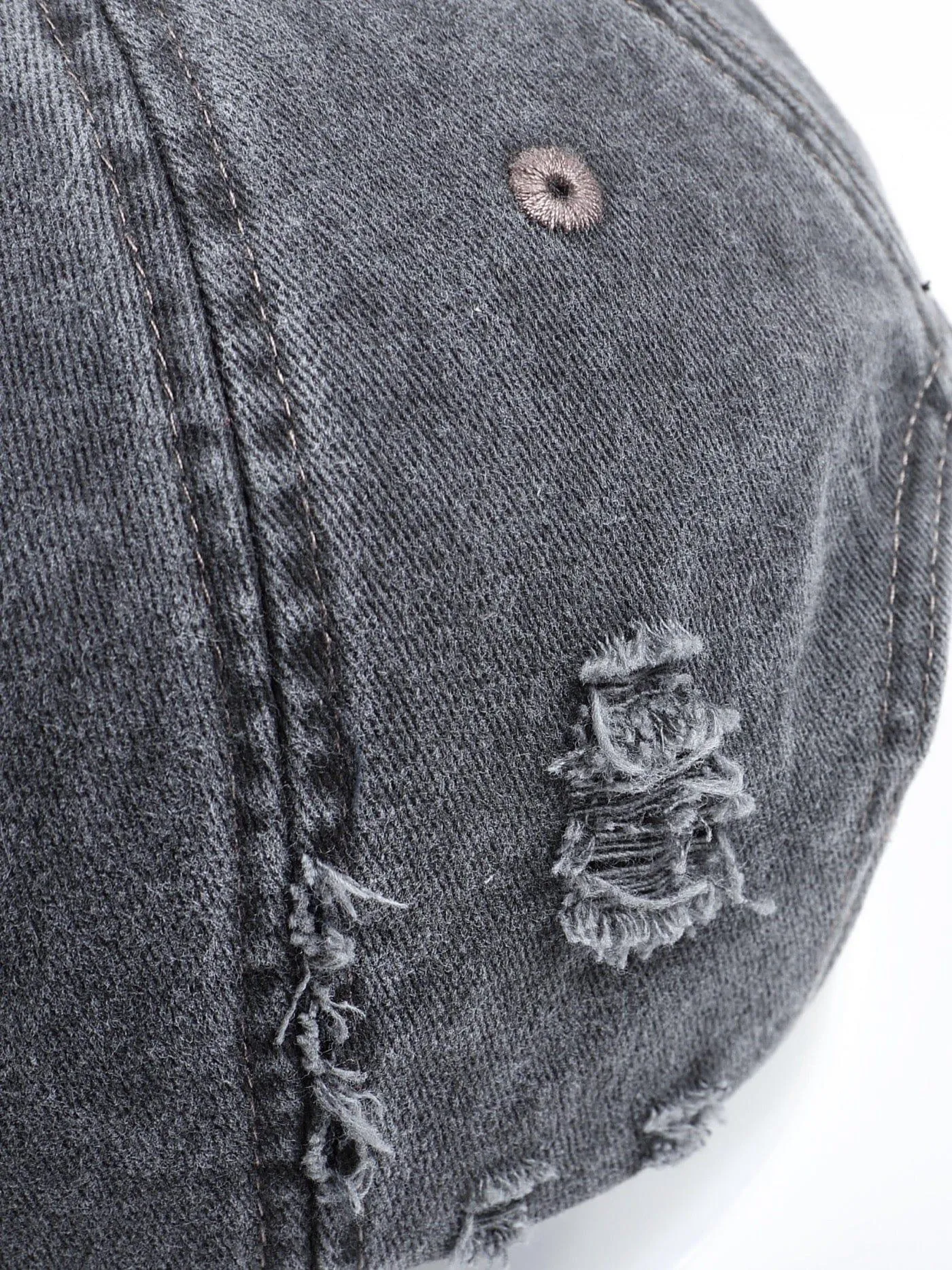 DND4DES Crystallized Distressed Hat