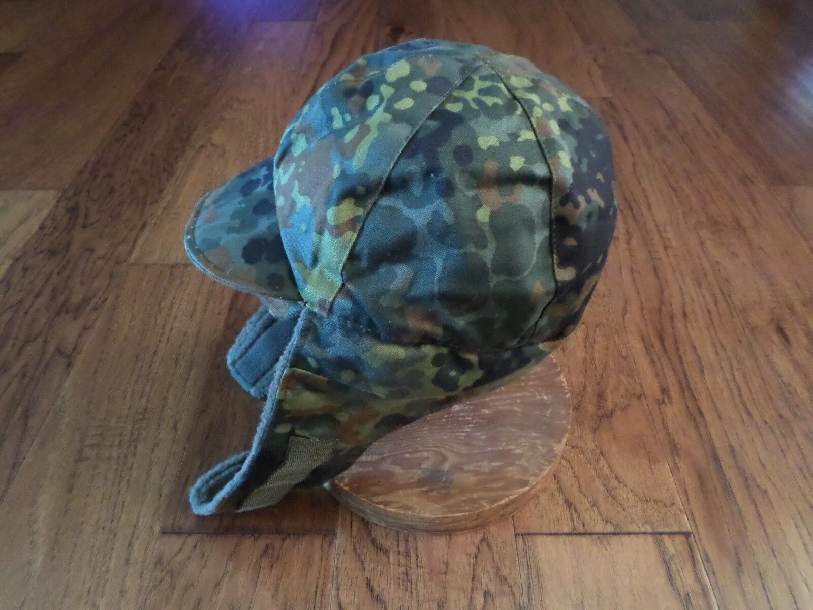 GENUINE GERMAN MILITARY FLECTARN CAMOUFLAGE WINTER CAP/HAT EAR FLAPS SIZE 7 1/2
