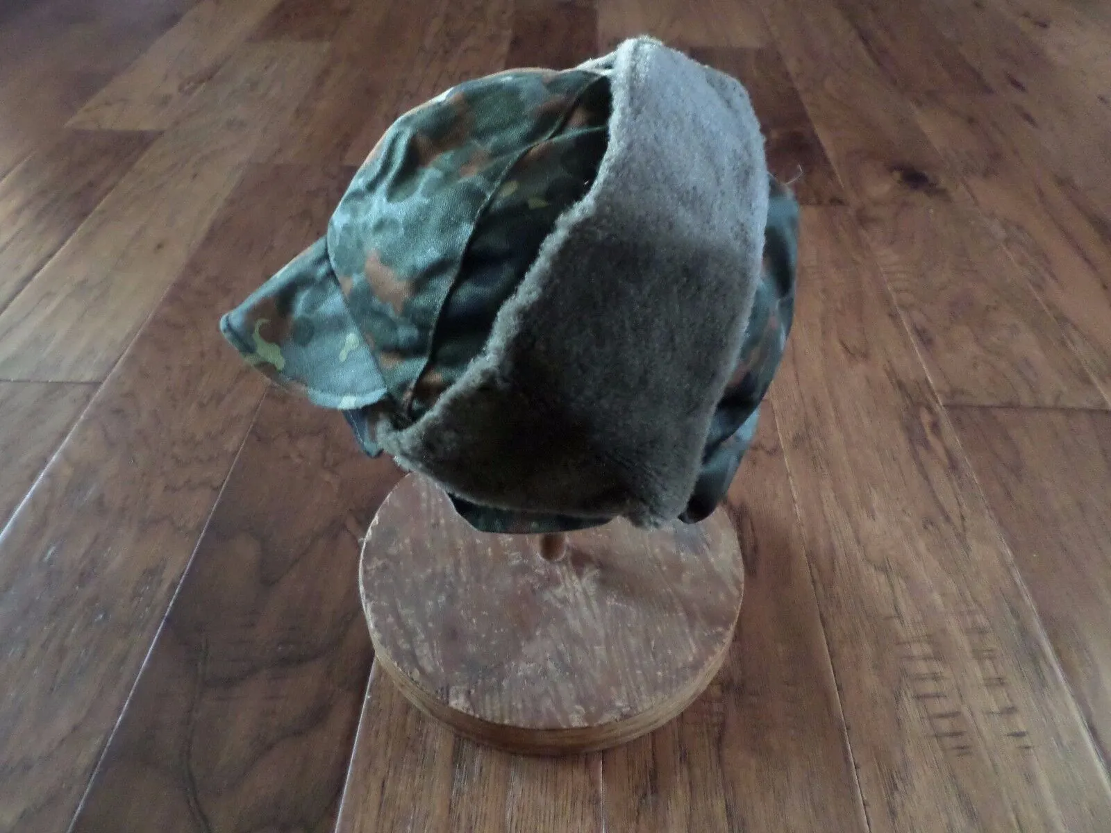 GENUINE GERMAN MILITARY FLECTARN CAMOUFLAGE WINTER CAP/HAT EAR FLAPS SIZE 7 1/2